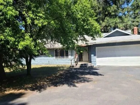 303 E Christina St, Chiloquin, OR 97624