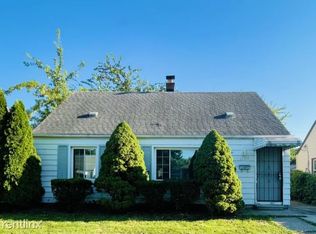17320 Lincoln Ave, Eastpointe, MI 48021