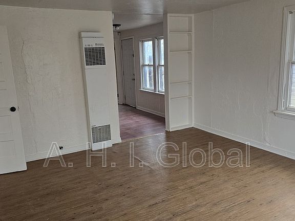 2nd image of 309 N Florida St