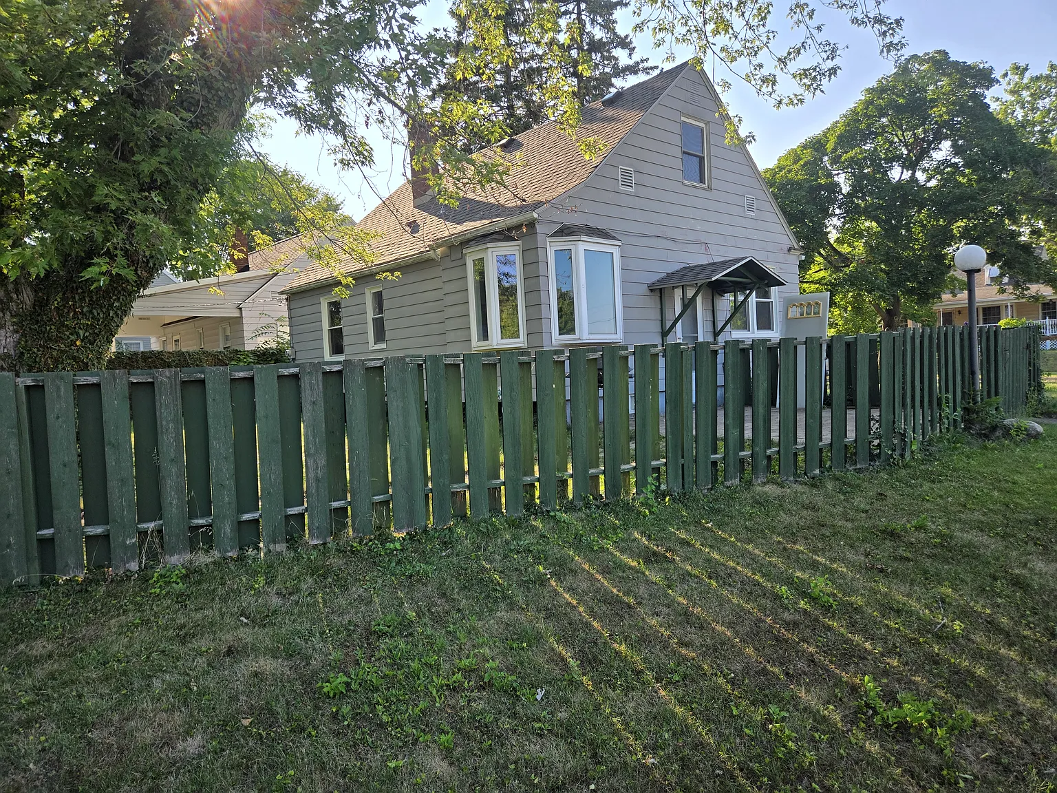 3 bed, 1150 sqft, $1,800 — Photo 3