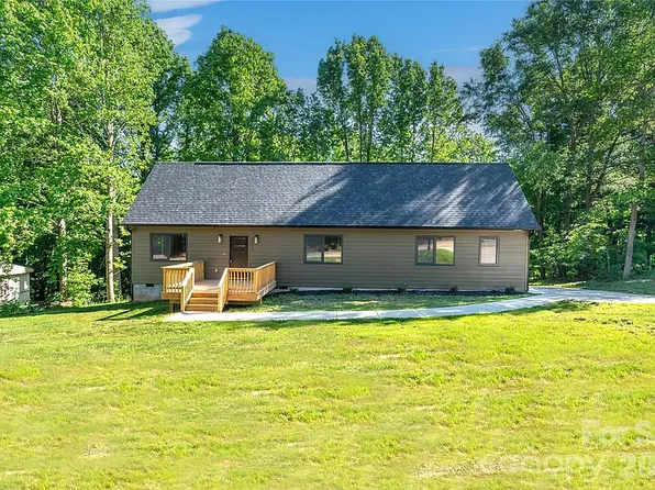 3425 Mission Dr, Lincolnton, NC 28092