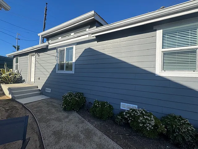 8531 Kittyhawk Ave — Photo 11