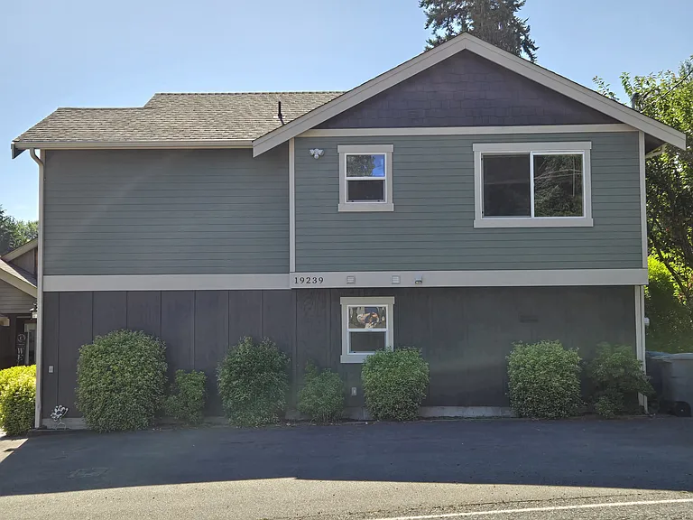 19239 75th Ave NE — Photo 1