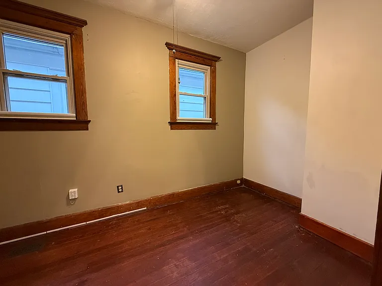 519 Bell Ave — Photo 5