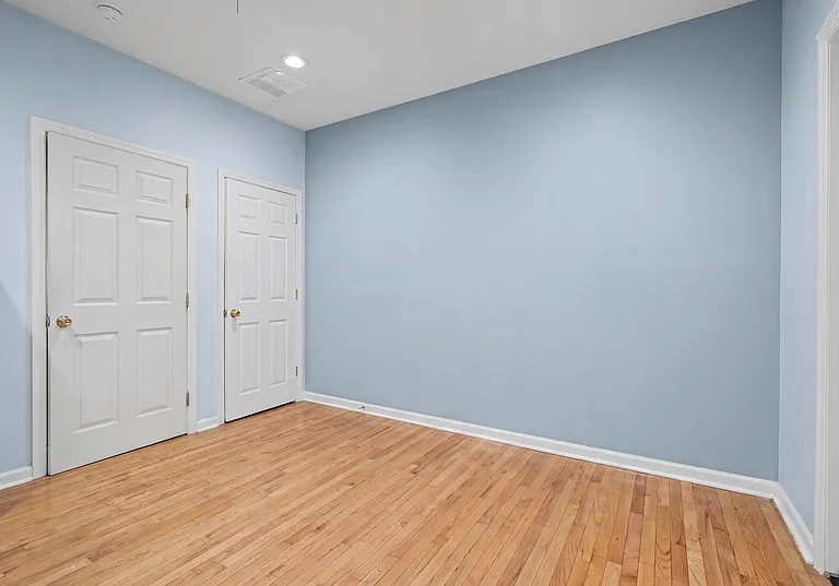 136 New York Ave #202 — Photo 5
