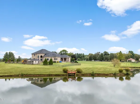 15810 Crystal Valley Way, Louisville, KY 40299