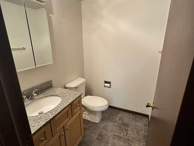 1515 Holiday Dr — Photo 15