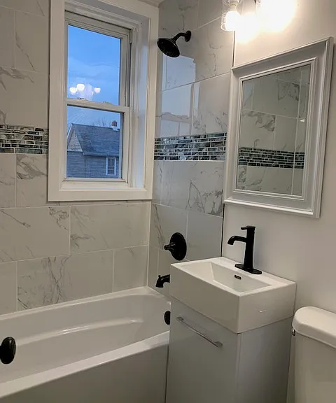 1923 Clark St #3 — Photo 13