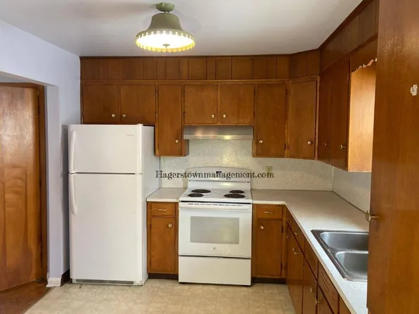 Linwood, 807-811 Linwood Rd #3, Hagerstown, MD 21740
