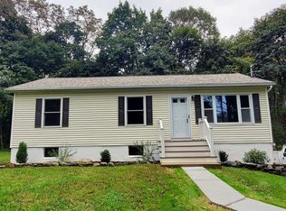 10 Macdonnell Hts, Poughkeepsie, NY 12603
