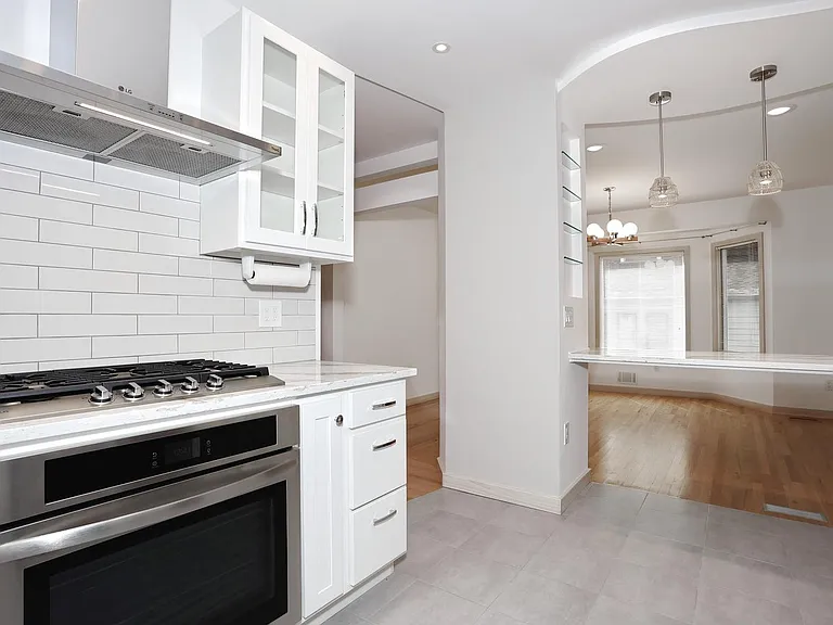 25 Bogert Pl #1 — Photo 10