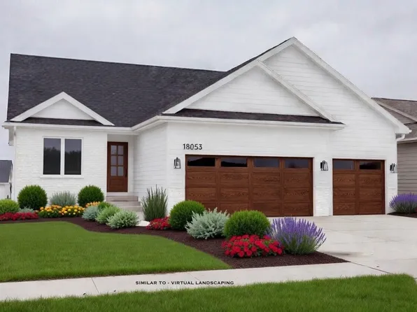 18027 Tanglewood Dr, Clive, IA 50325