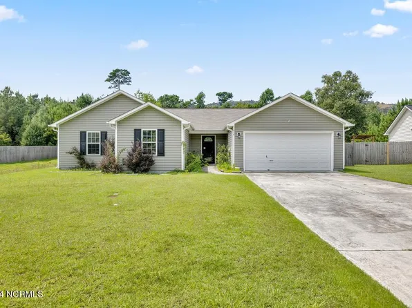 217 Loren Road, Hubert, NC 28539