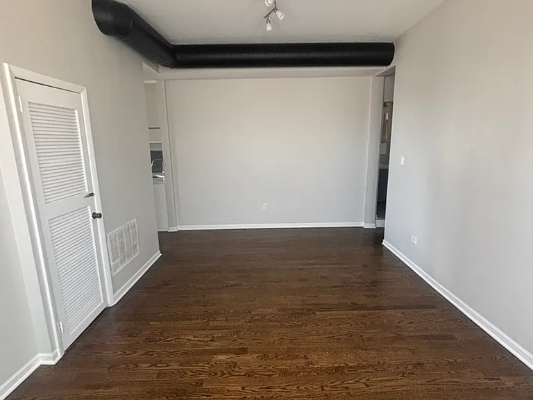 867 E Pershing Rd #2 — Photo 6