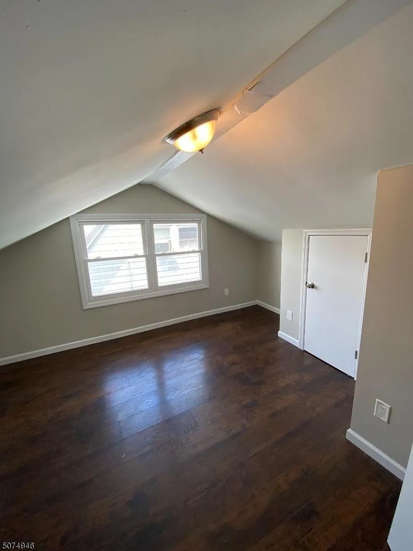 3 bed, 1.0 bath, $2,800 — Photo 2