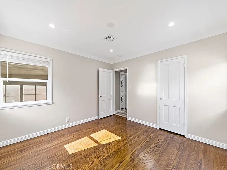 348 W Spazier Ave — Photo 10
