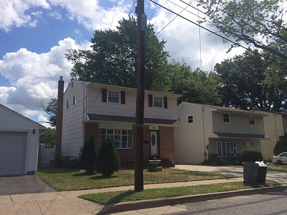 2nd image of 2514 41st St