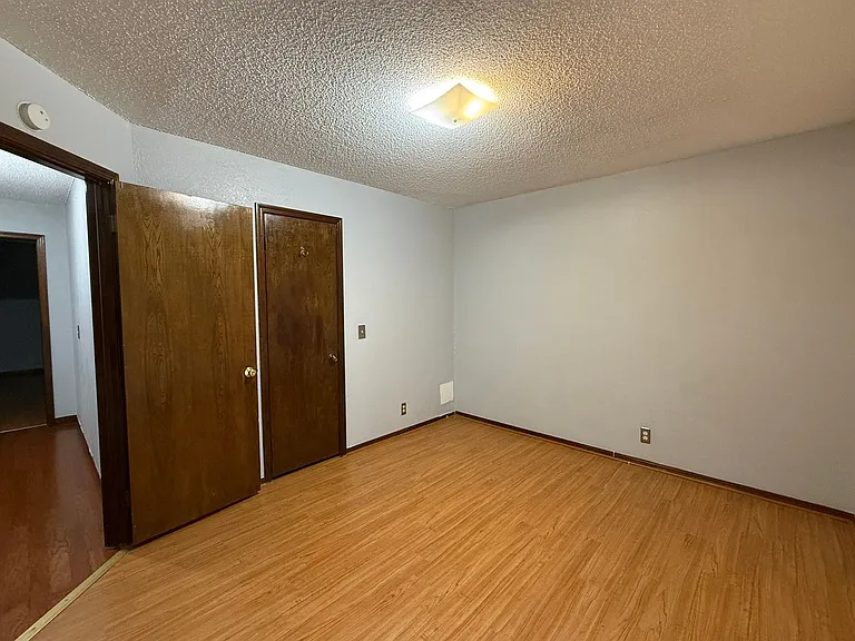 7949 S 85th East Ave — Photo 10