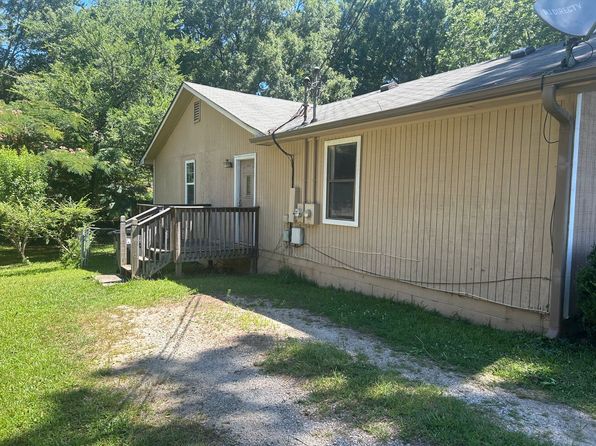 Matthews St 84, 84 Matthews St #A, Senoia, GA 30276