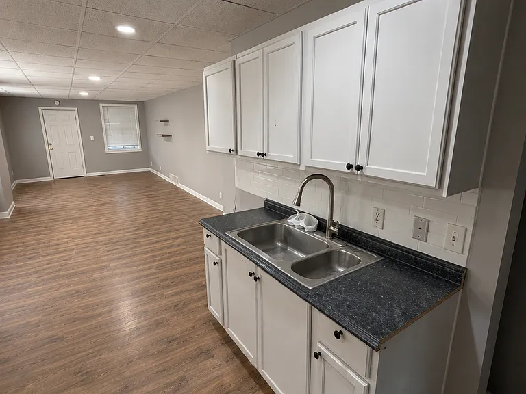194 Ellison St #194 — Photo 10