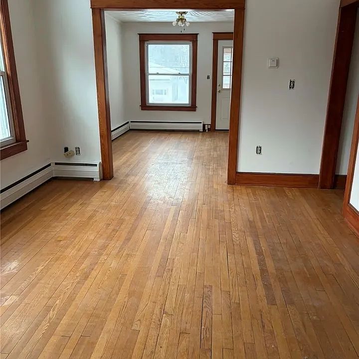 Entry / Living Room / Dining Room