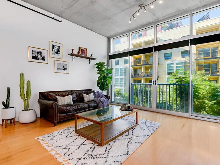 1025 Island Ave #310 — Photo 2