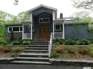 77 Middleville Rd, Northport, NY 11768