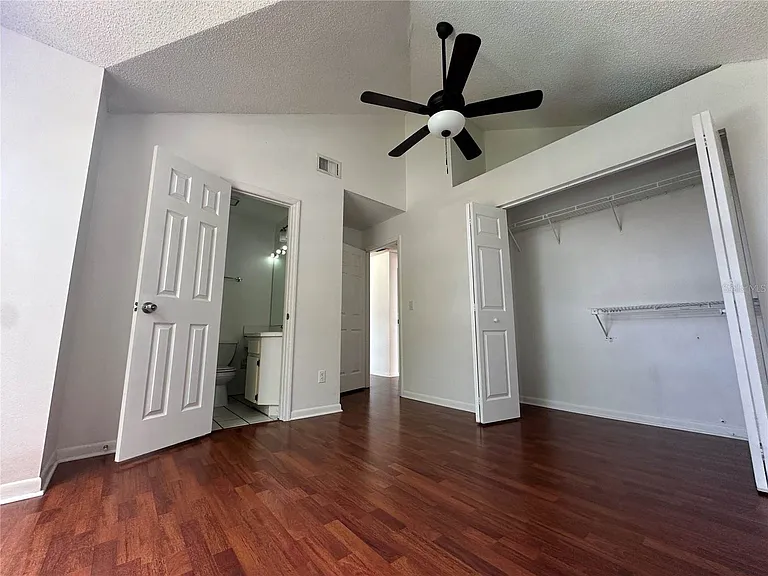606 S Albany Ave #3 — Photo 25