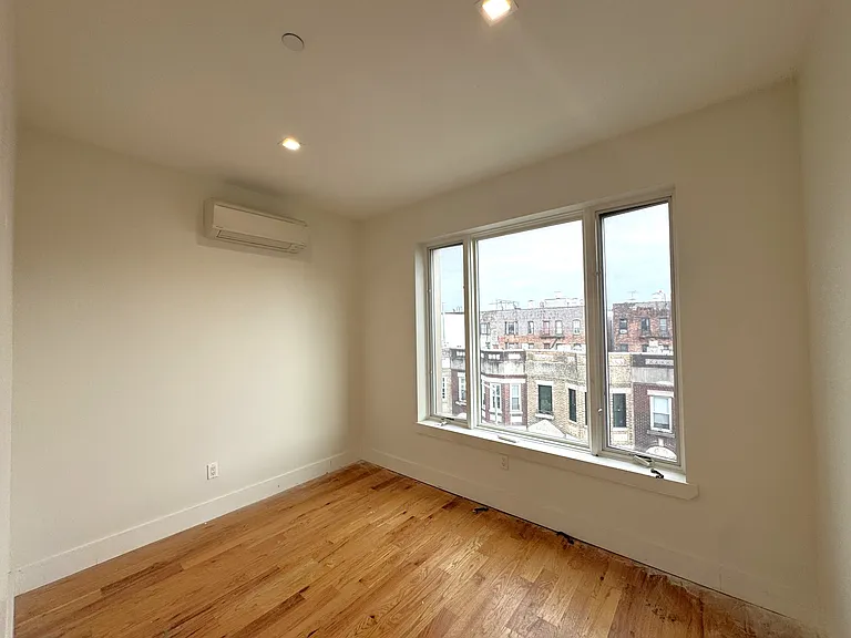 1431 Lincoln Pl #4A — Photo 9