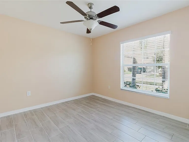 304 Cascade Bend Dr — Photo 53