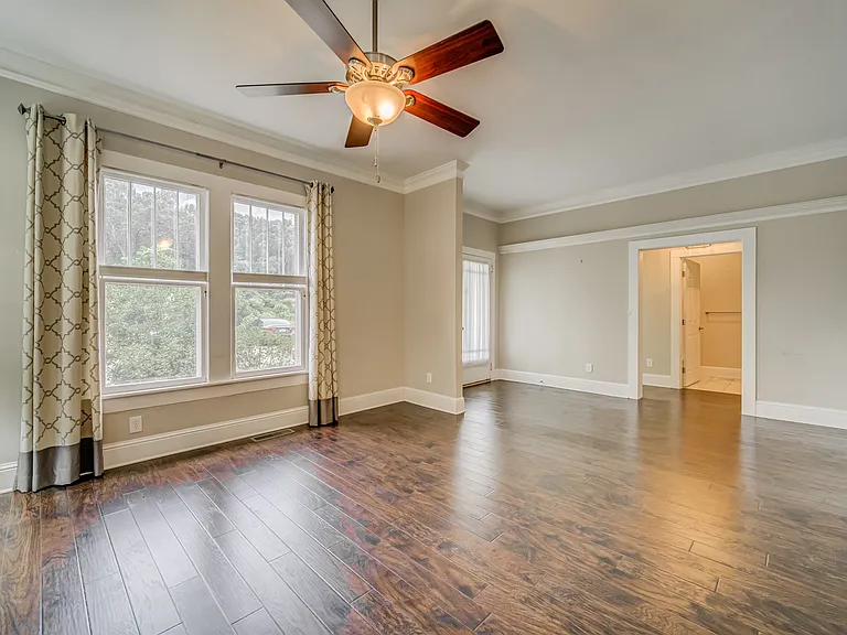 121 Brown St — Photo 20