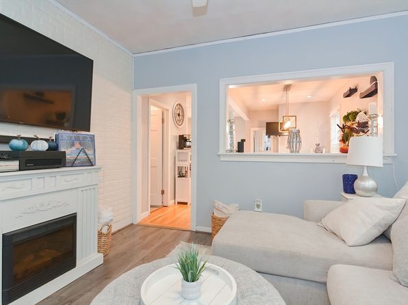 boston-massachusetts-59121008 picture