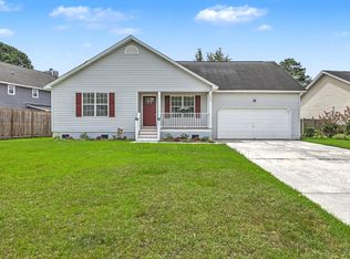 1327 Winterberry Ave, Goose Creek, SC 29445