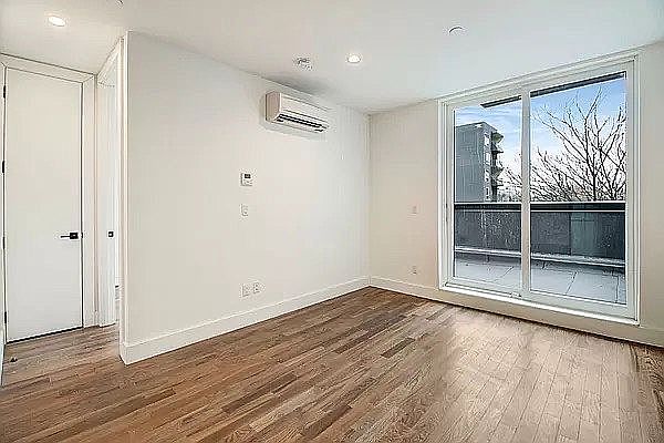 1st image of 171 Linden Blvd #4B