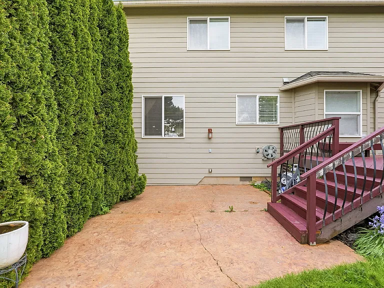 3521 NW Dahlia Dr — Photo 42