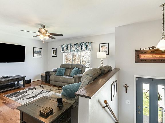 5th image of 4940 Pritchard Ln