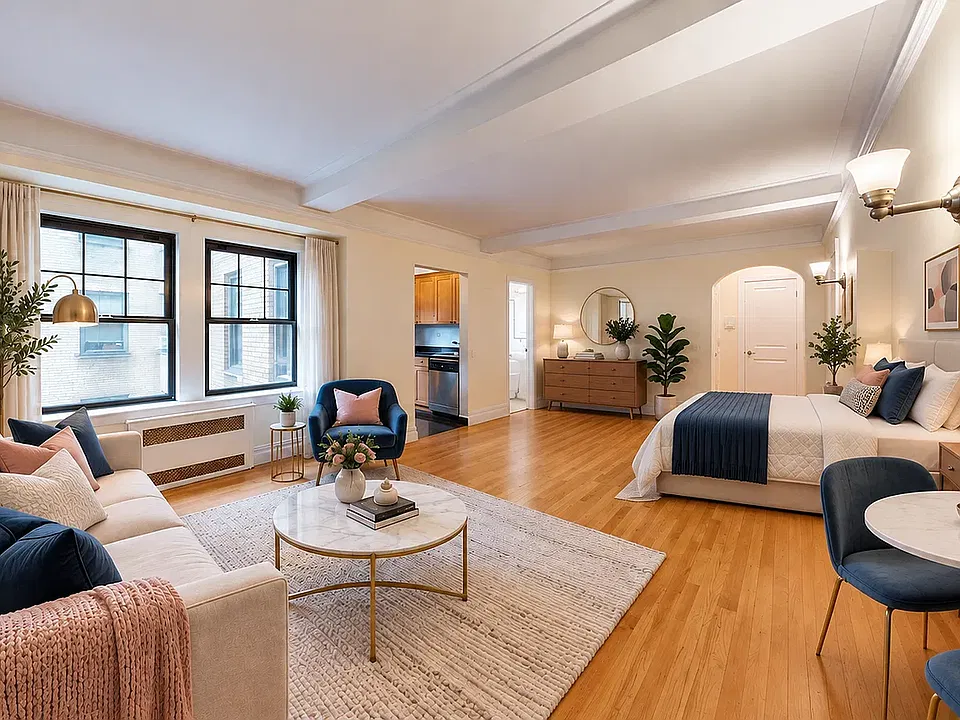 95 Christopher St #5C