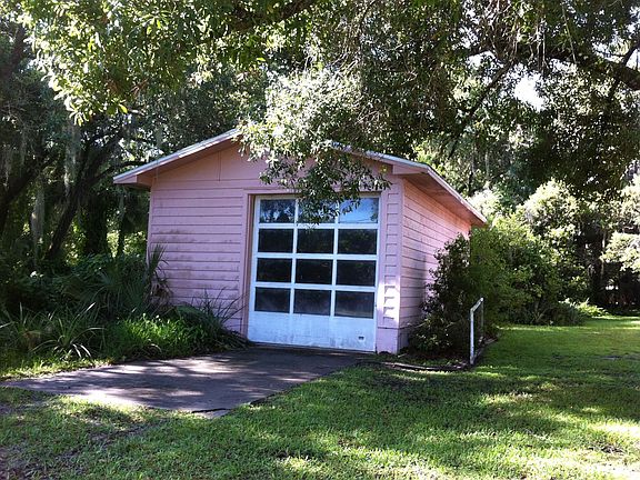 5th image of 1440 N Arcadia Ave