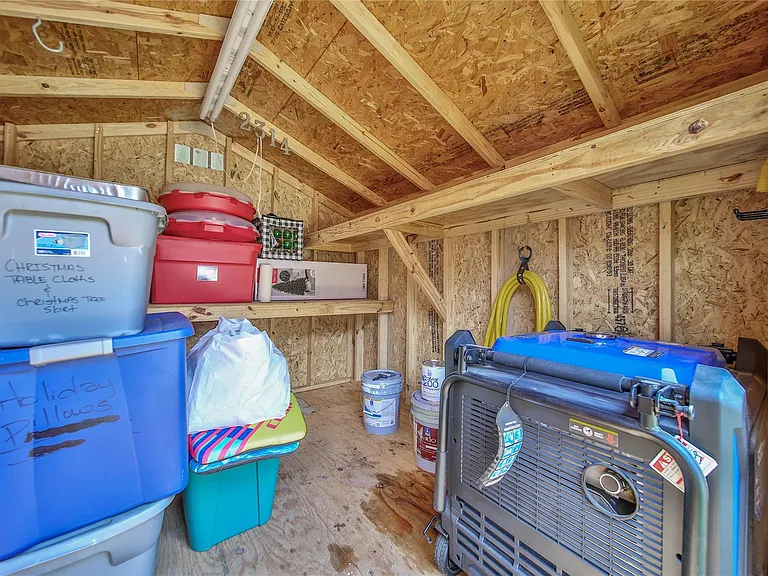 2314 Carr St — Photo 24