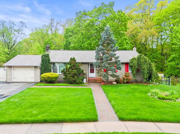 57 Fowler Ln, East Hartford, CT 06118