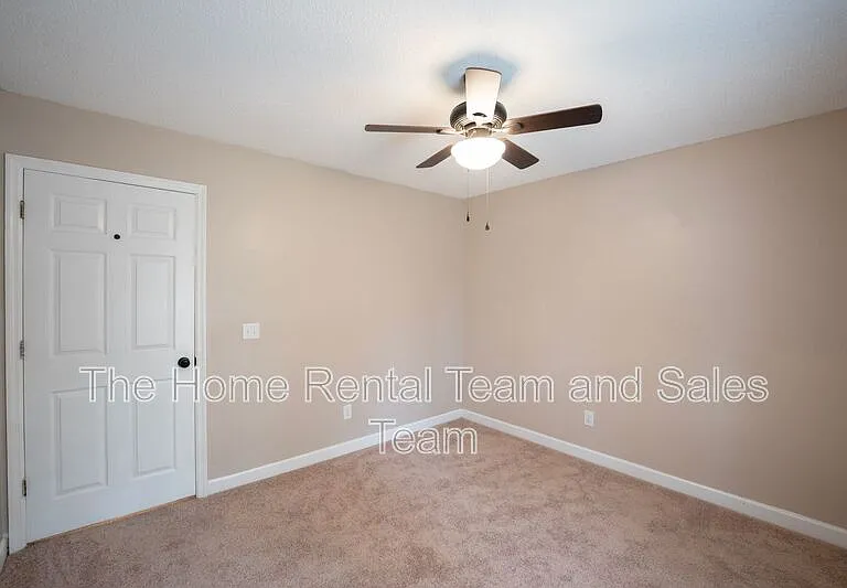 428 Floyd Cir — Photo 19