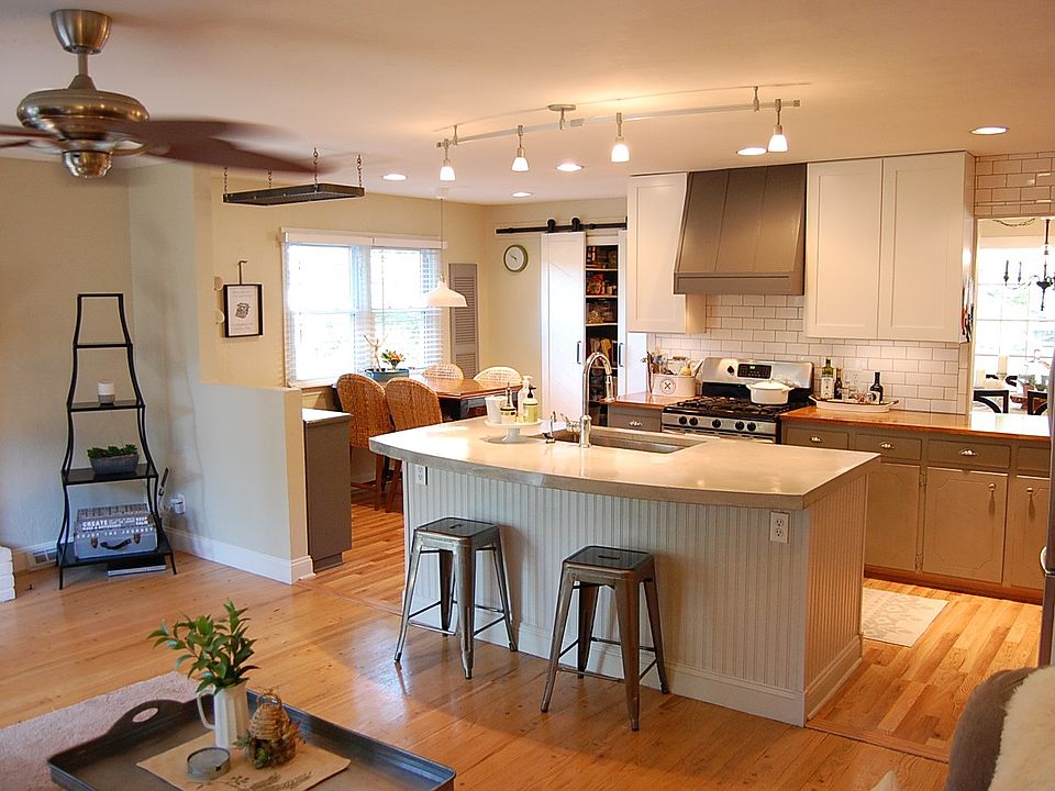 Custom gourmet kitchen