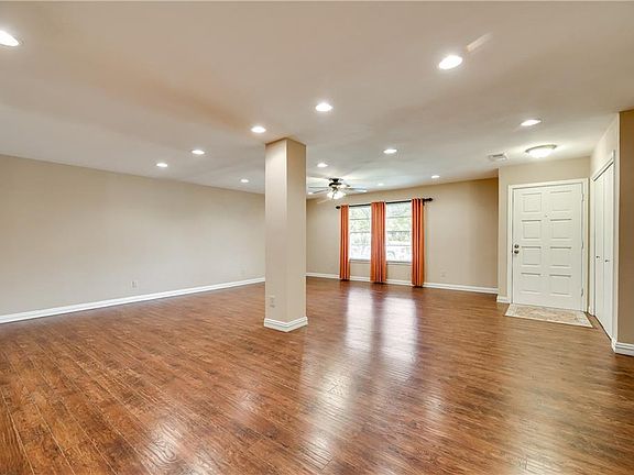 5th image of 1209 Jordan Dr