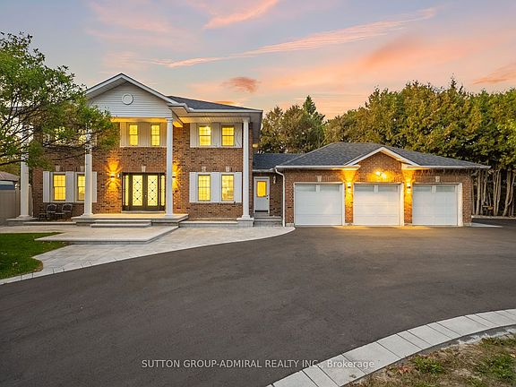 2nd image of 8 Beaufort Hills Rd