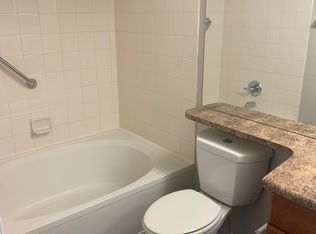 5725 Cedar Creek Vw APT 104, Colorado Springs, CO 80915