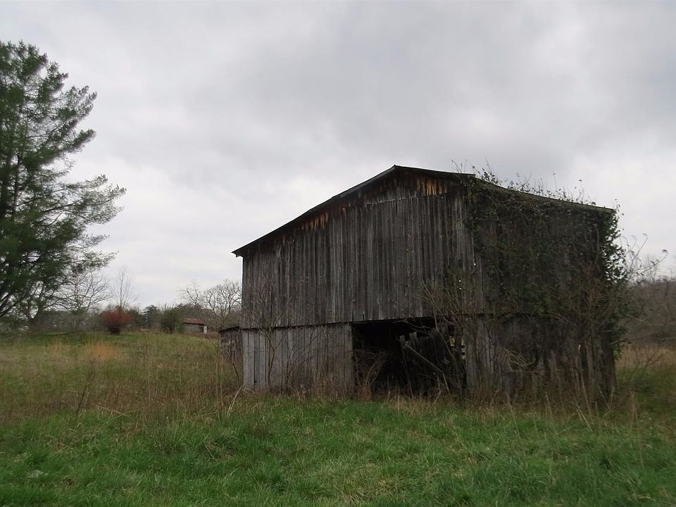 2nd image of 378 Pine Grove Rd