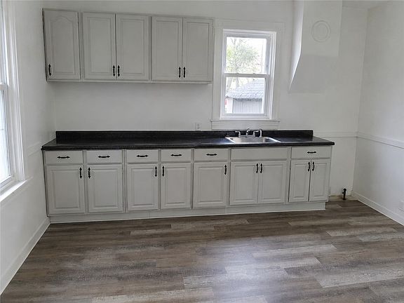 5th image of 23 Wolff St