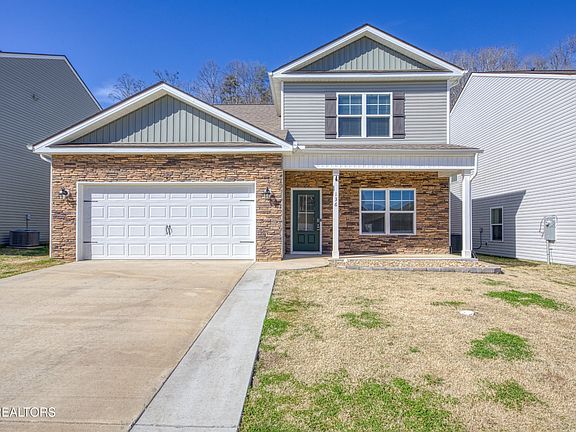 2nd image of 136 Ibis Loop