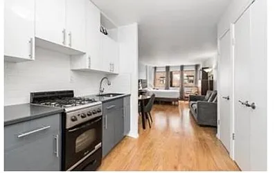 Rented by ER (DO NOT USE)