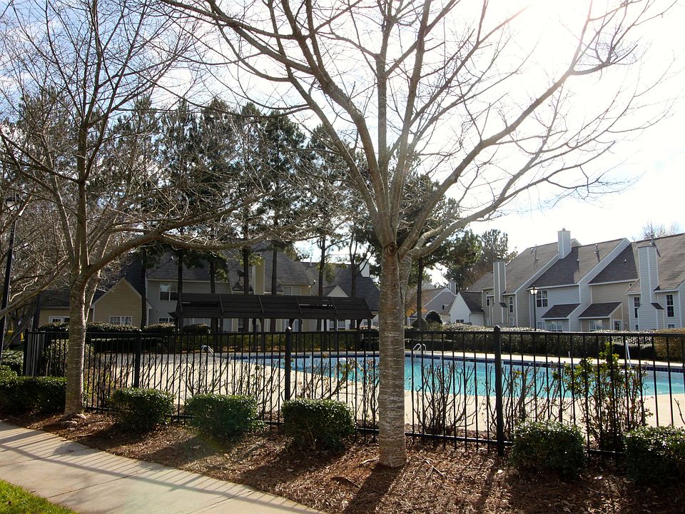 Welcome to Huntington Ridge!